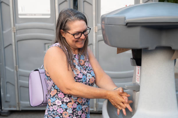 Best Portable toilet rental cost  in Las Quintas Fronterizas, TX